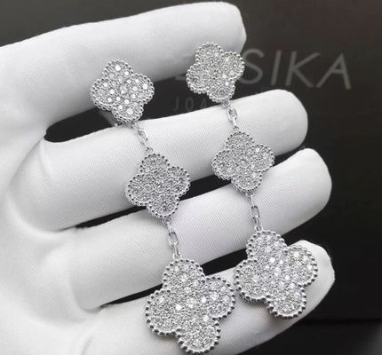 ガールフレンドのための3つのモチーフ古典的な型18Kの金のダイヤモンドのイヤリング