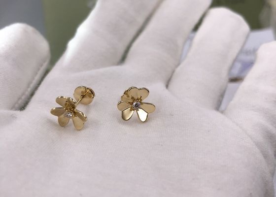 ハート形の花弁を搭載する独特な光沢のダイヤモンド18Kの金のイヤリング